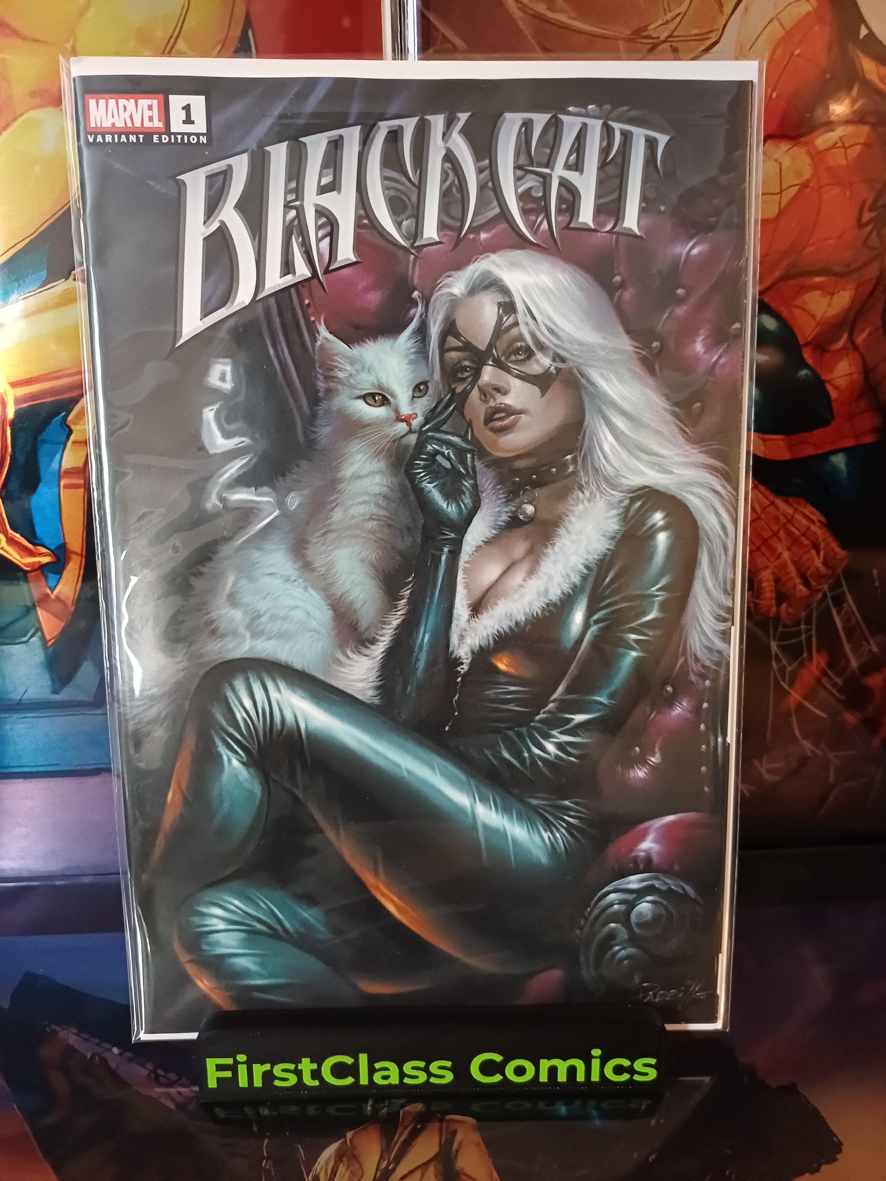 Black Cat #1 Lucio Parrillo Trade Dress Variant